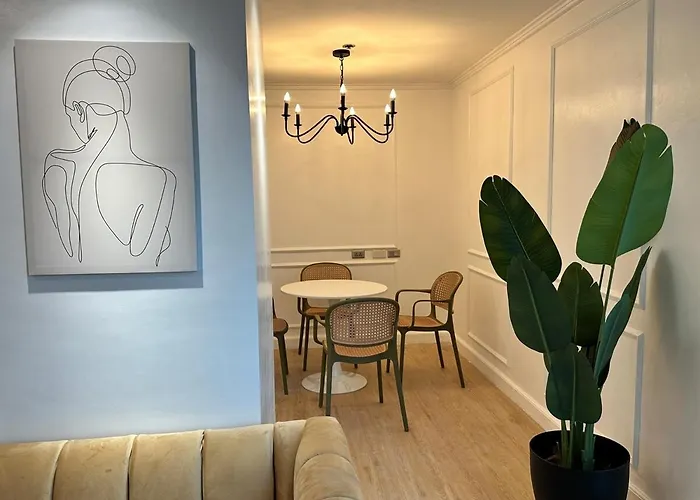 Apartment Chic Urban With Balcony & Bathtub In Poblacion *